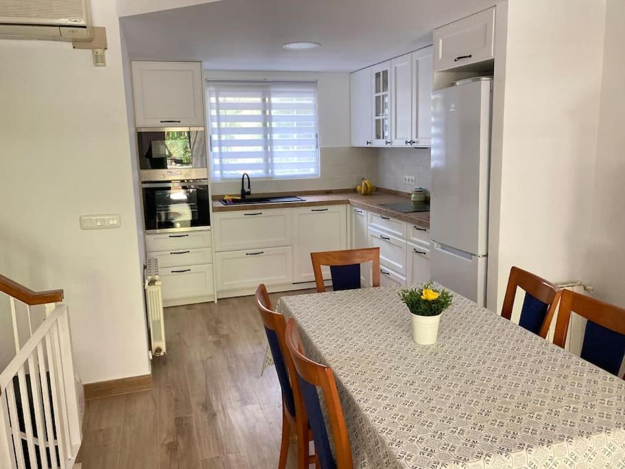 Acogedor Chalet Familiar En La Sierra Calderona Náquera Eksteriør billede